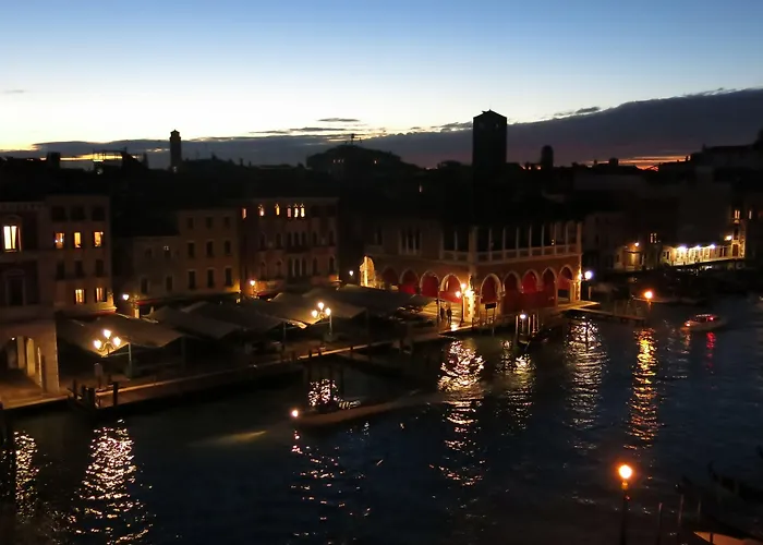 Locanda Ai Santi Apostoli Sul Canal Grande - Ferretti Hotels Collection Venise